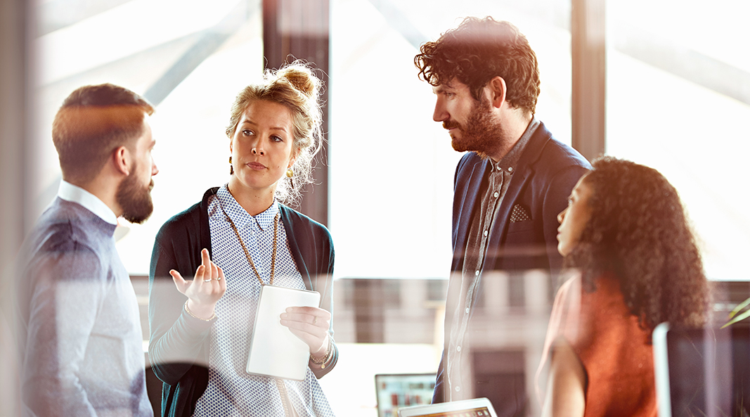 보안 사일로를 제거하고 사용자를 안전하게 보호